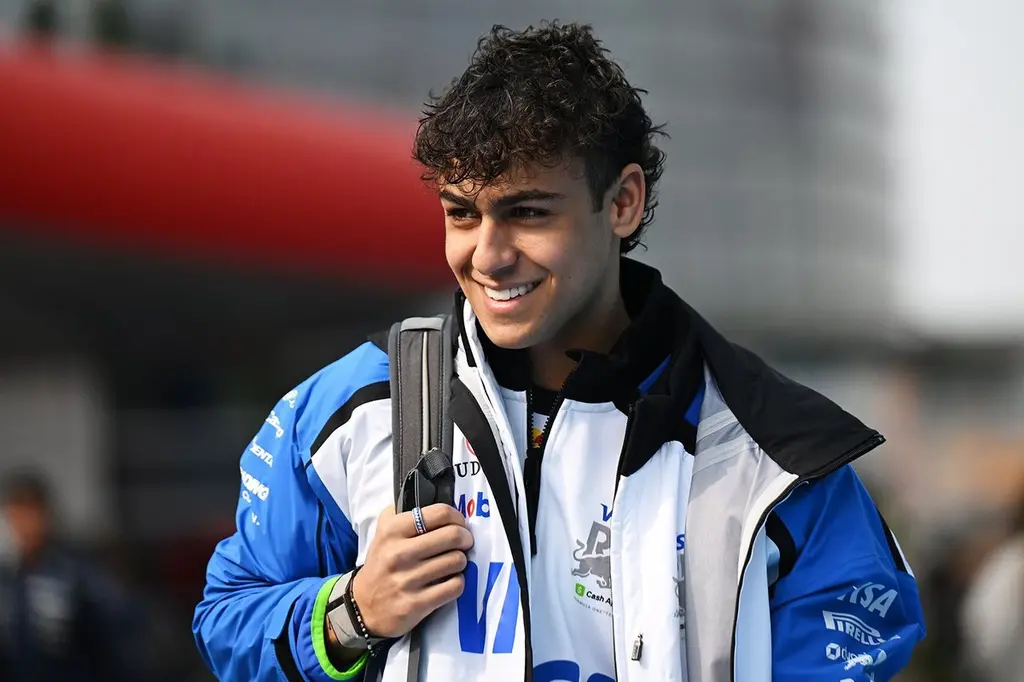 Alex Jacques elogia a Arvid Lindblad como rookie de F1 que 'parece que ha estado aquí por años'