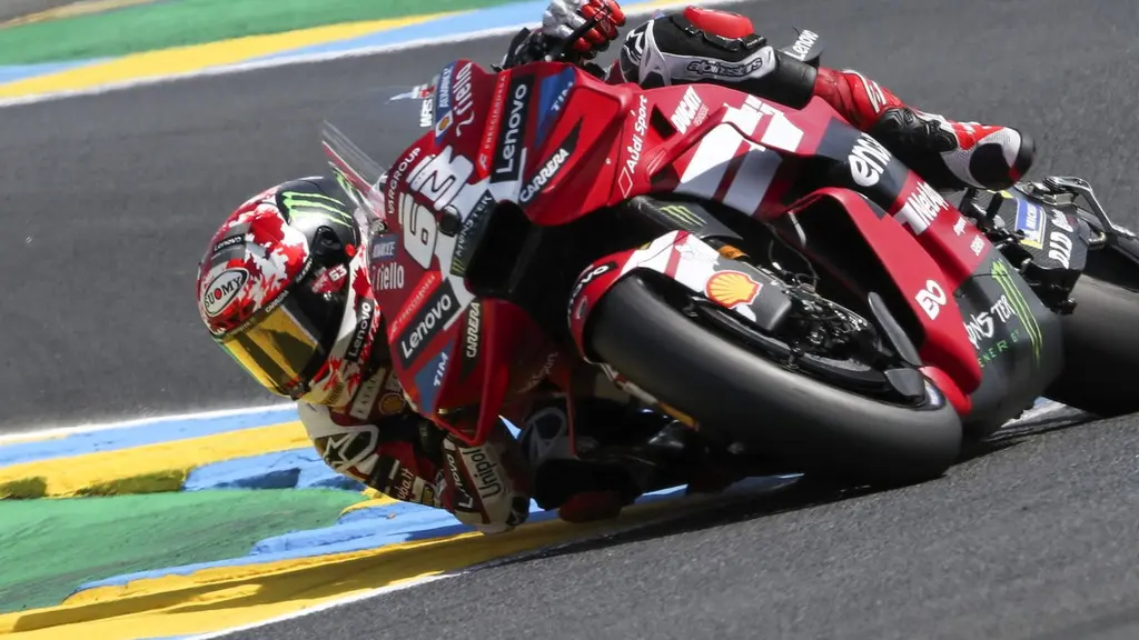 Bagnaia se muestra más feliz pese a caída en práctica de MotoGP en Le Mans