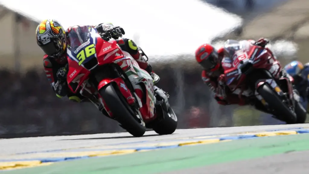 Joan Mir avista un podio real después de un sólido Sprint en Le Mans