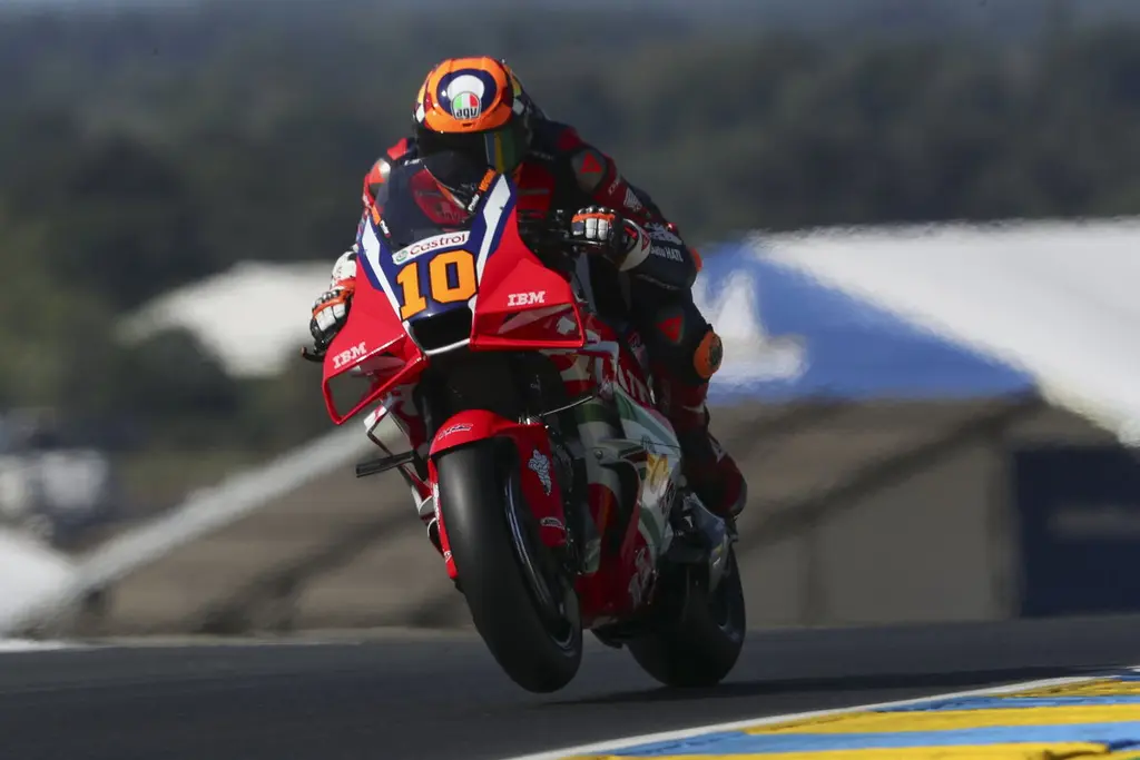 Luca Marini lidera la primera práctica del MotoGP de Francia con la actualizada Honda