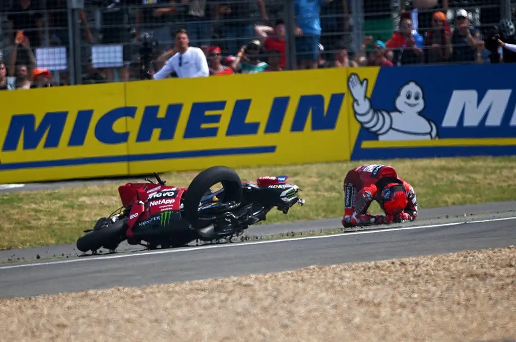 Marc Márquez se lesiona y se perderá al menos dos carreras después de un fuerte accidente en el GP de Francia