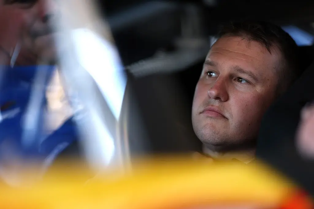 Ryan Preece guarda silencio sobre la penalización a Ty Gibbs hasta la apelación de NASCAR