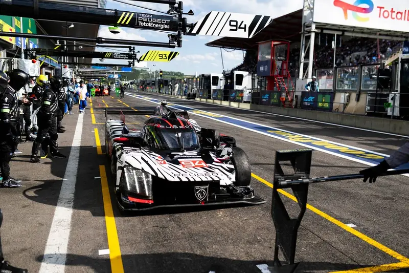 El joven de Peugeot Malthe Jakobsen se hace responsable después del accidente en Spa WEC: 'No se puede culpar a todos los demás'
